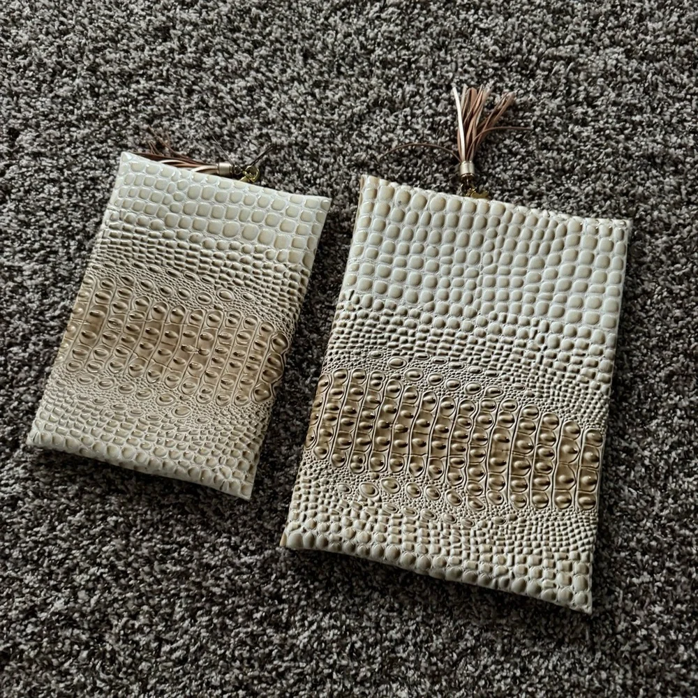 Makeup Junkie Bubble Gator Sand Makeup Bag Bundle - Picture 3 of 5